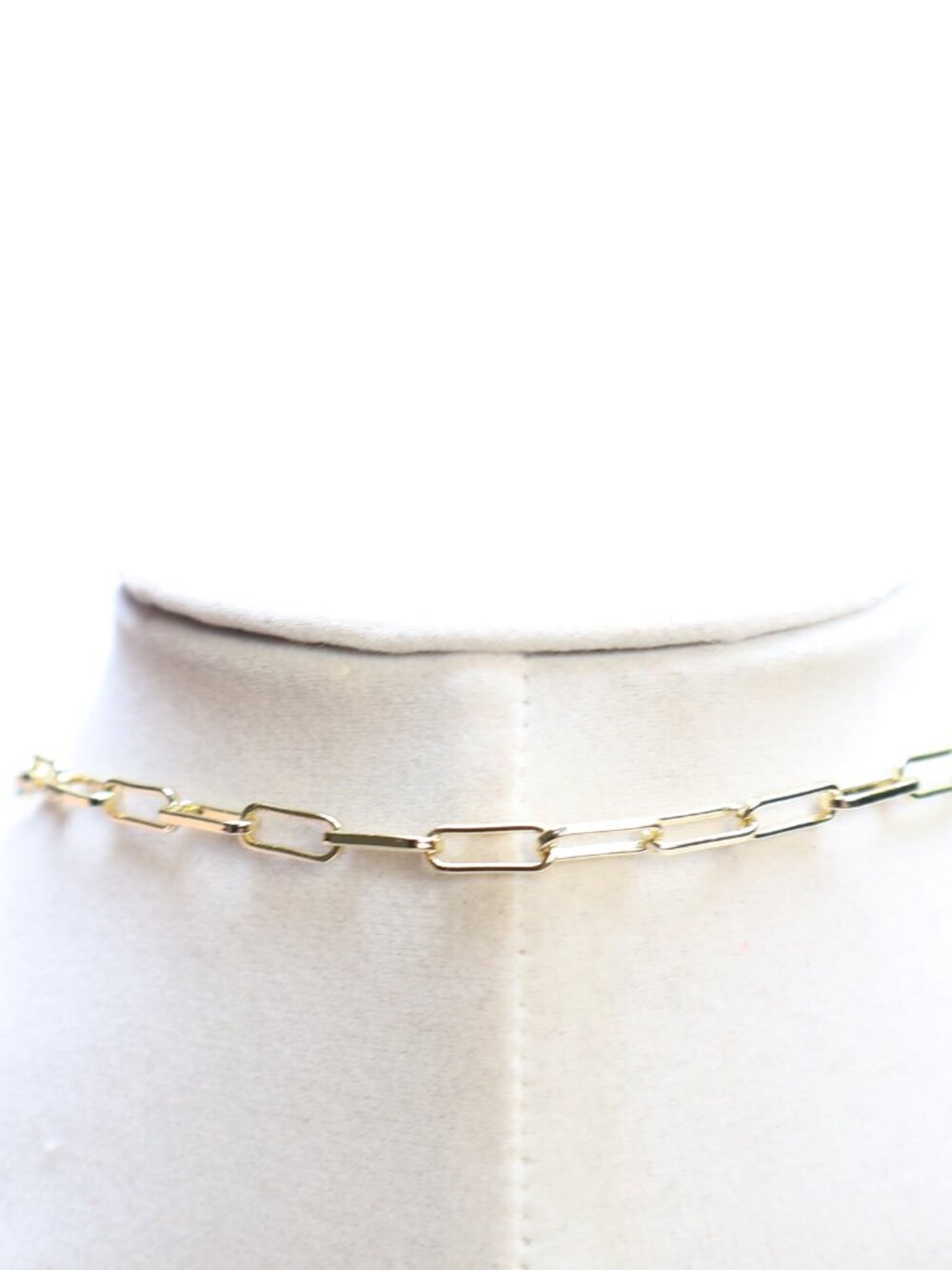 Natalie Wood Designs Gold Tone Letter Initial E Toggle Necklace $45 NWOT - Picture 3 of 3